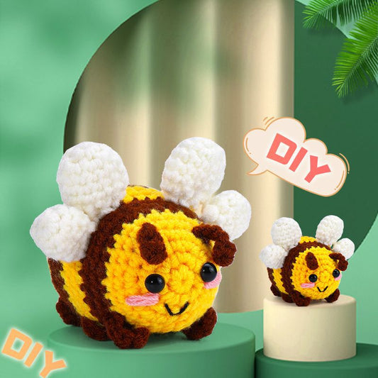 Little Bee Doll Pendant Handmade Knitting Material Kit